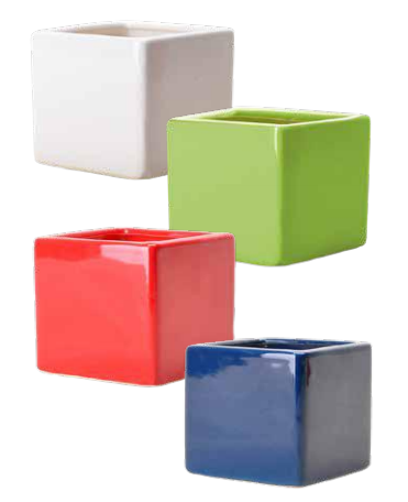 Four cube-shaped pots presented in a vertical zig zag pattern, on a white background. From top to bottom, the colors are white, lime green, red, and blue.